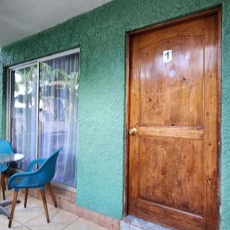 Cabanas Manuto Ханга Роа Екстериор снимка