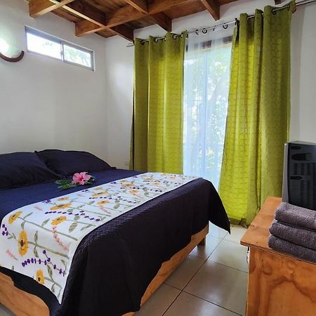 Cabanas Manuto Ханга Роа Екстериор снимка